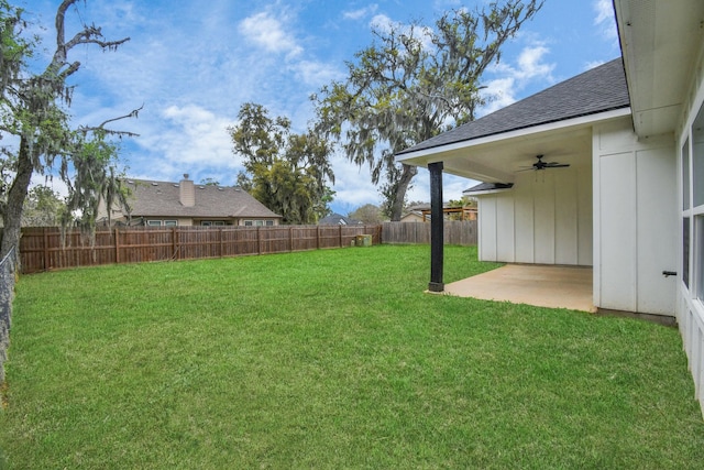 view of yard with a patio