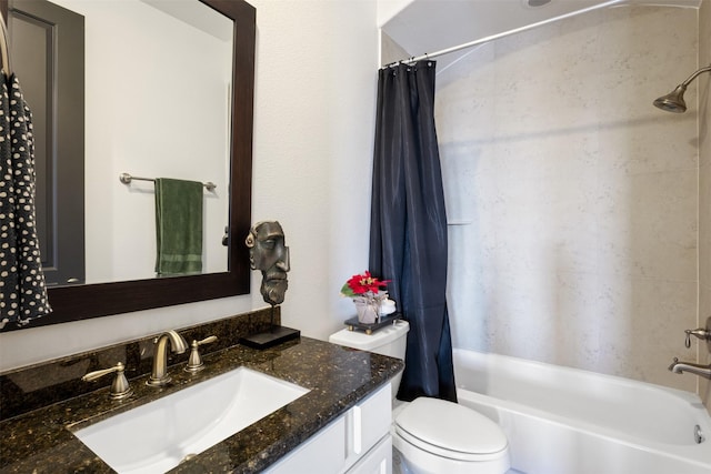 full bathroom featuring vanity, toilet, and shower / tub combo with curtain