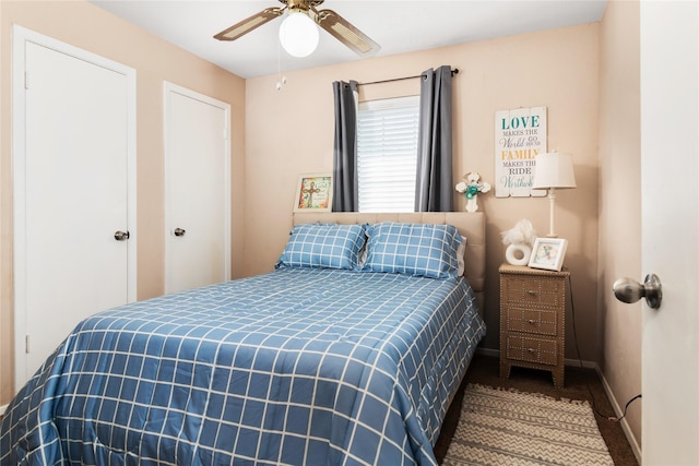 bedroom with ceiling fan