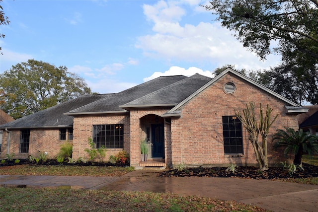 view of front of house