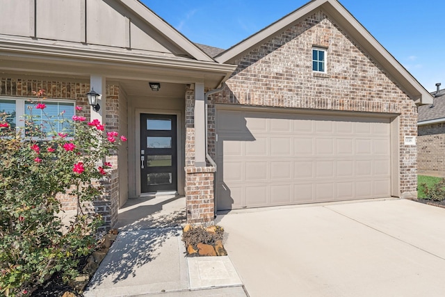 property entrance featuring a garage