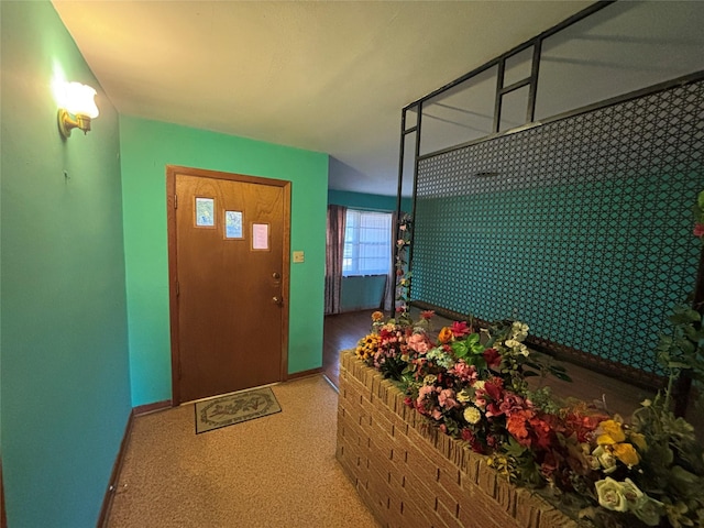 6402 Jim St, Houston, TX 77092 - entryway featuring baseboards