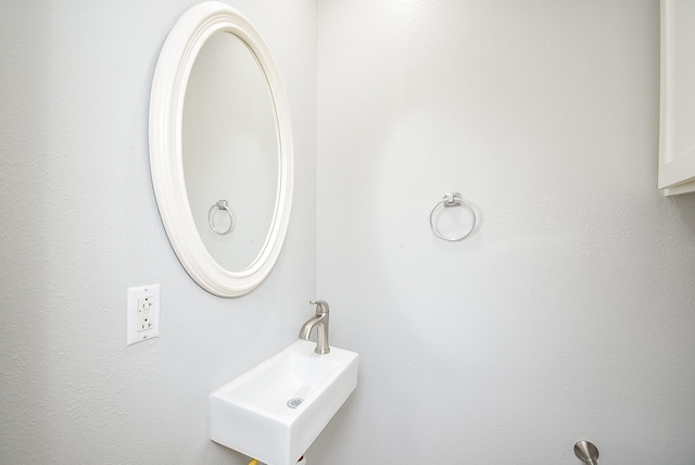 bathroom with sink