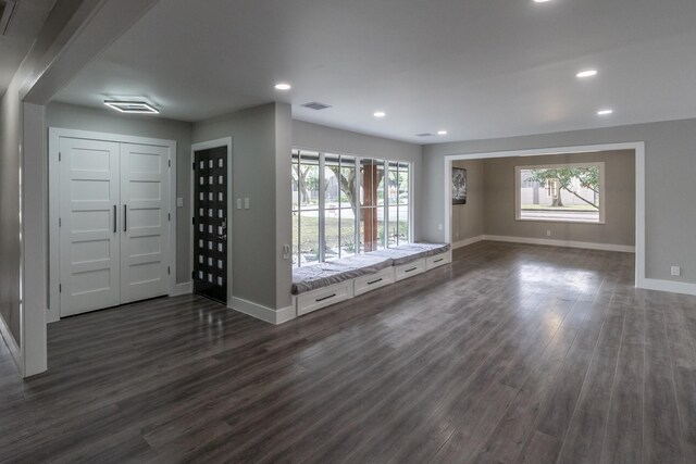 foyer entrance featuring dark hardwood / wood-style flooring