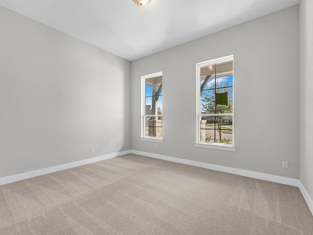 view of carpeted spare room