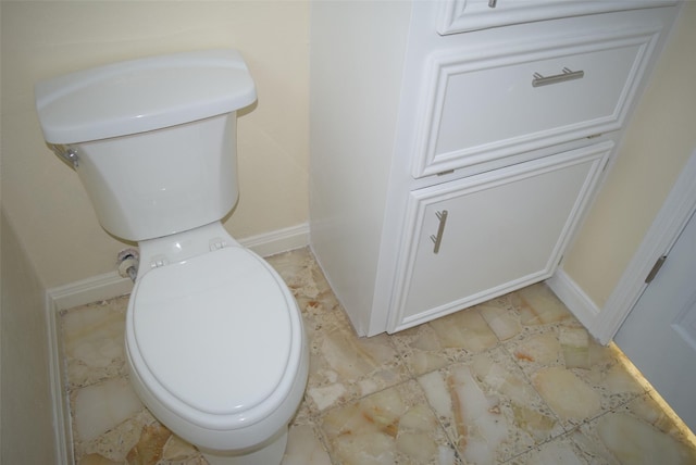 bathroom featuring toilet