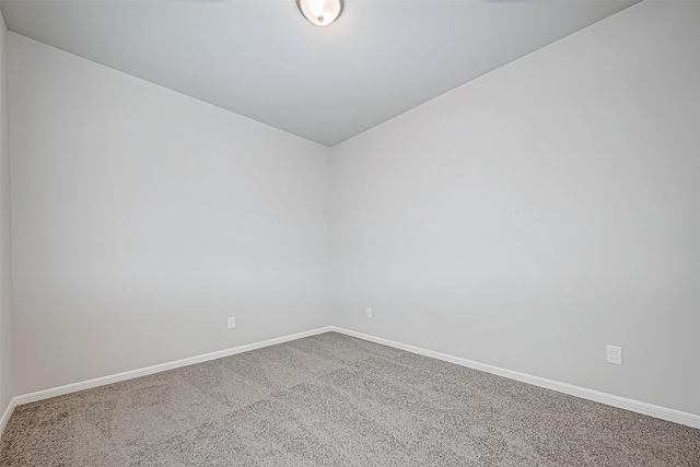 empty room featuring carpet