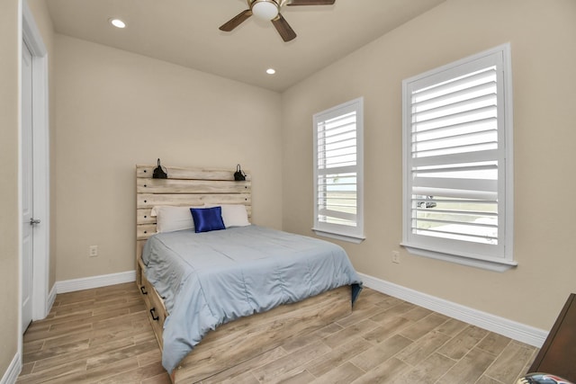 bedroom featuring ceiling fan