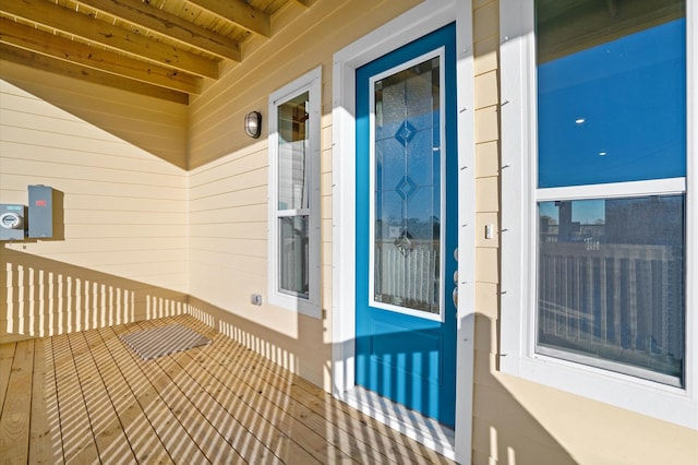 property entrance with a balcony