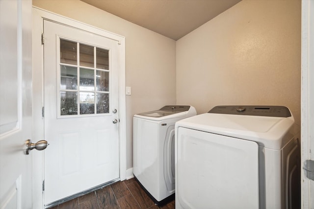 washroom featuring washing machine and dryer