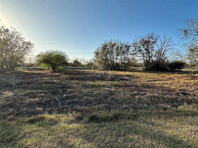 Listing photo 2 for 0 1st St, Palacios TX 77465