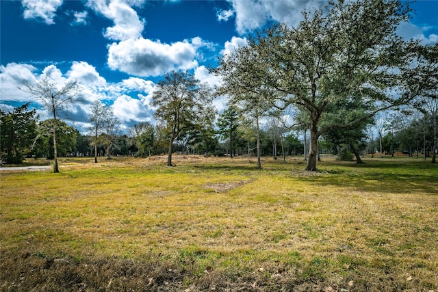 Listing photo 3 for 3680 County Road 326, Alvin TX 77511