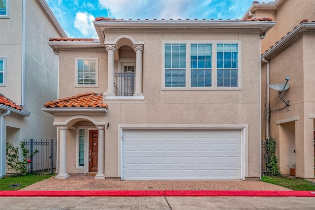 view of front of house featuring a garage