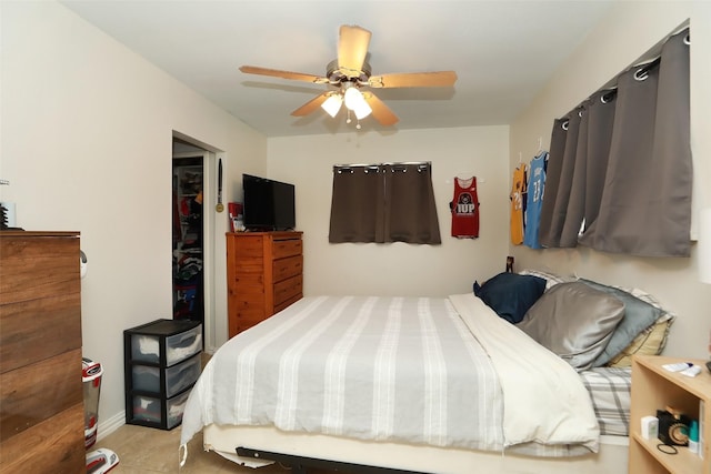 bedroom with ceiling fan