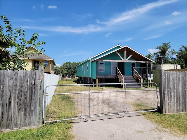 view of front of property