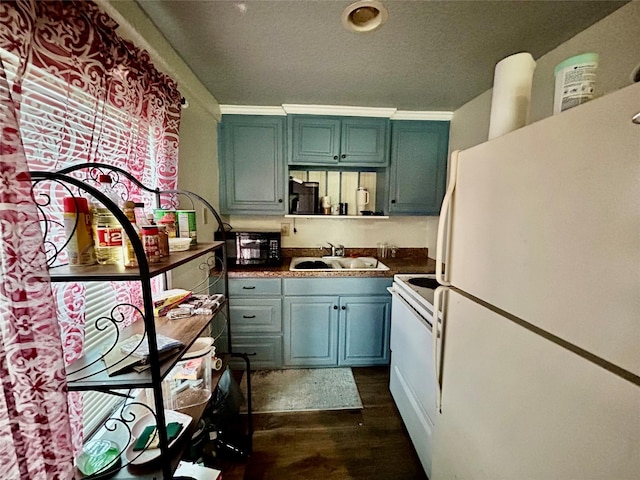 124 W Bernard St, Clute, TX 77531 - photo 34