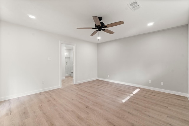 unfurnished room featuring light wood-type flooring and ceiling fan