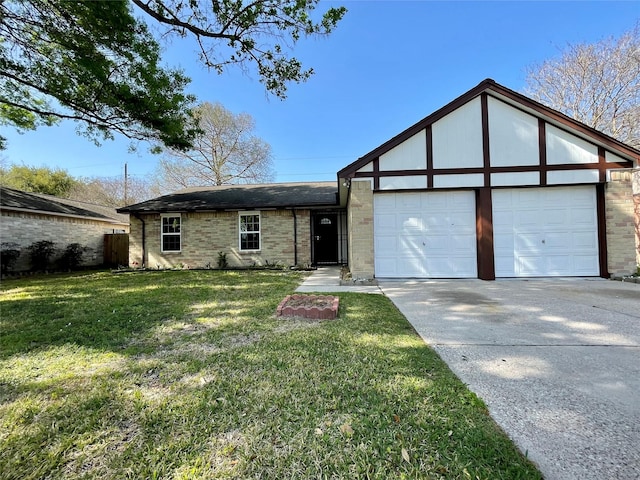 view of front facade with a garage and a front yard