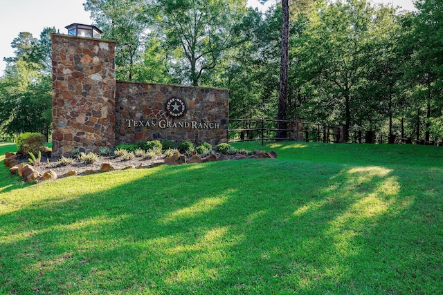 228 Feldspar Ln, Huntsville, TX 77340 - view of community / neighborhood sign
