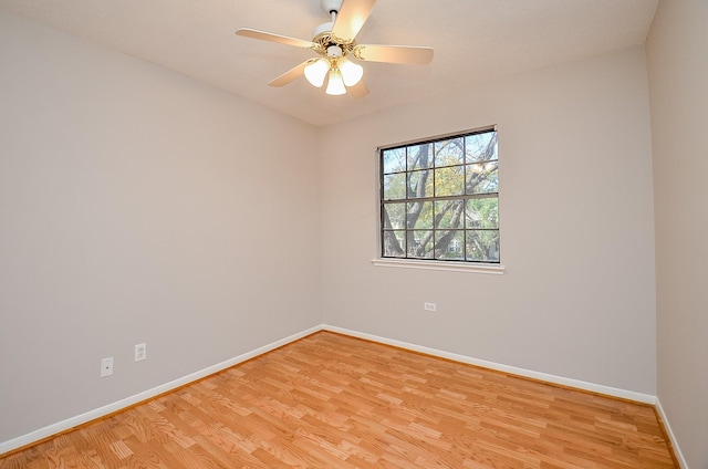 unfurnished room with light hardwood / wood-style floors and ceiling fan