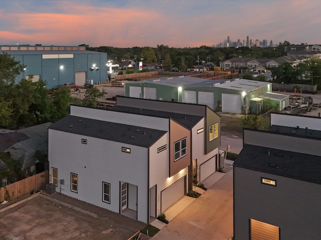 view of aerial view at dusk