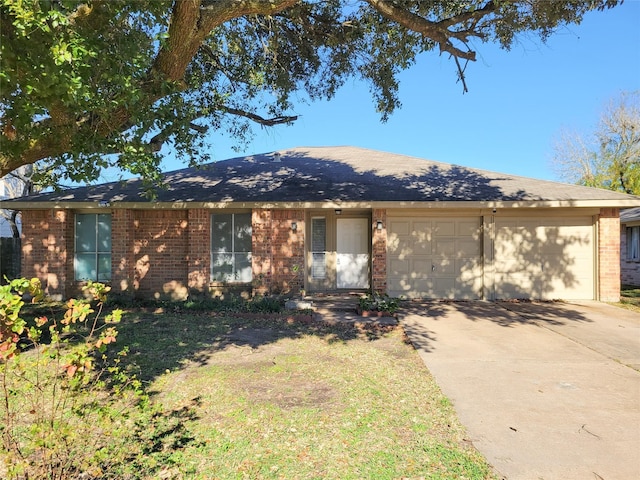 single story home featuring a garage