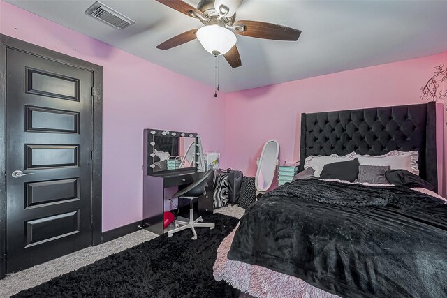 606 S Kaufman Dr, Deer Park, TX 77536 - bedroom with carpet, visible vents, ceiling fan, and baseboards