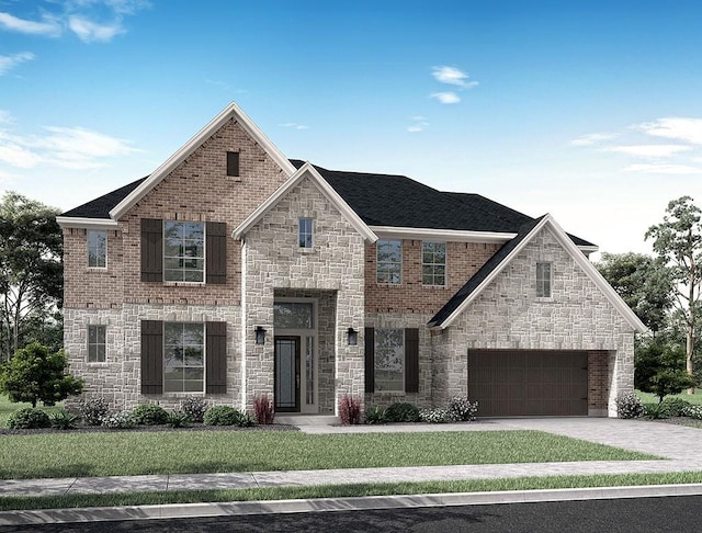 view of front of home featuring a front lawn