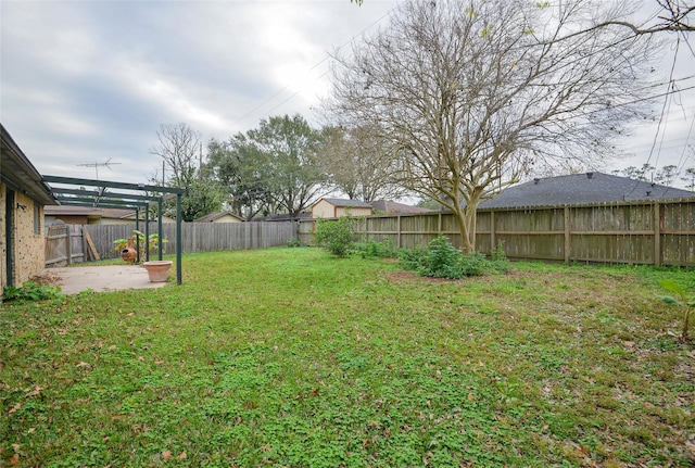 view of yard with a patio area