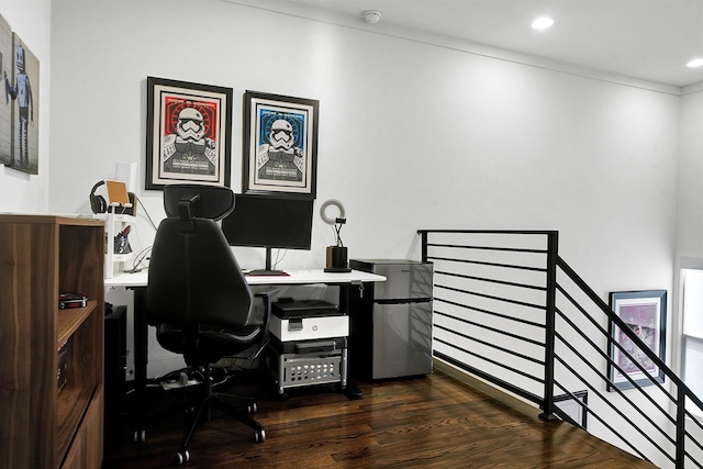 office area featuring dark hardwood / wood-style floors