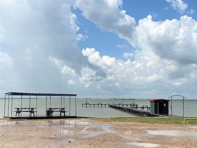 view of dock featuring a water view