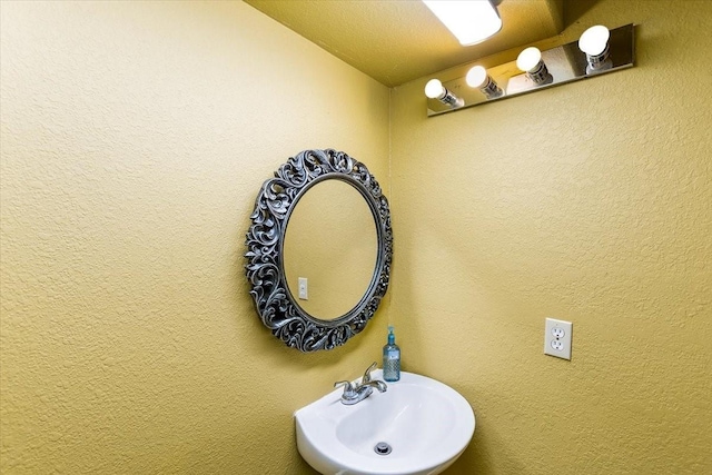 bathroom with sink