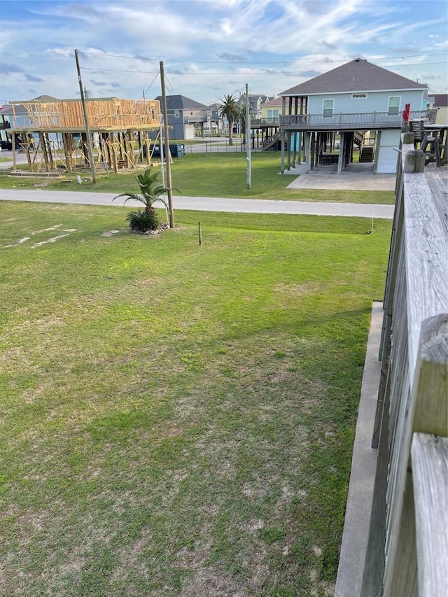 view of yard with a carport