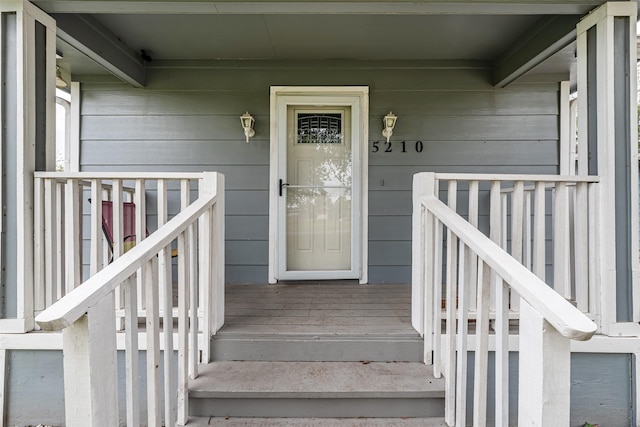 view of property entrance