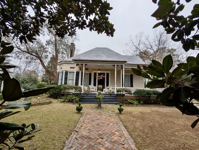 view of front of house featuring covered porch