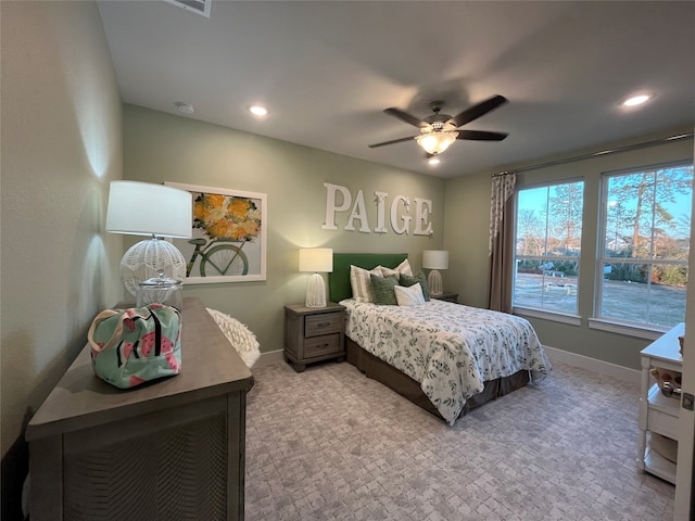 bedroom with ceiling fan