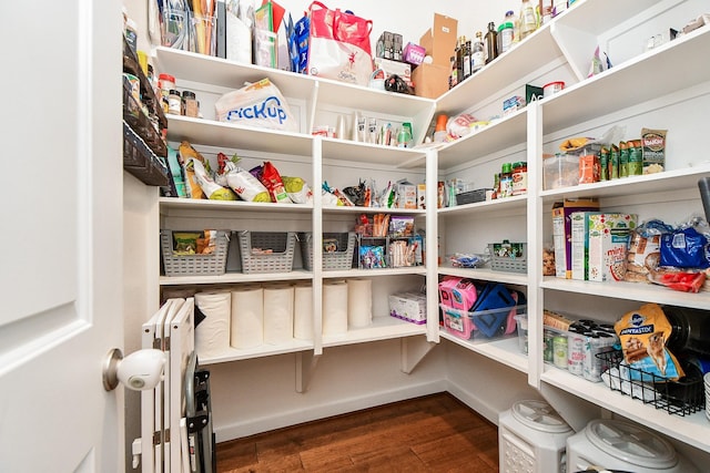 pantry with radiator heating unit