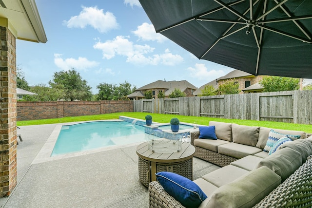 view of swimming pool featuring an outdoor hangout area and a patio area