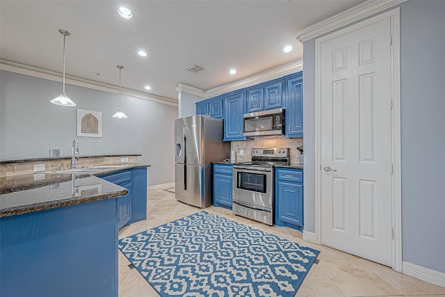 kitchen with sink, light tile patterned floors, stainless steel appliances, and blue cabinets