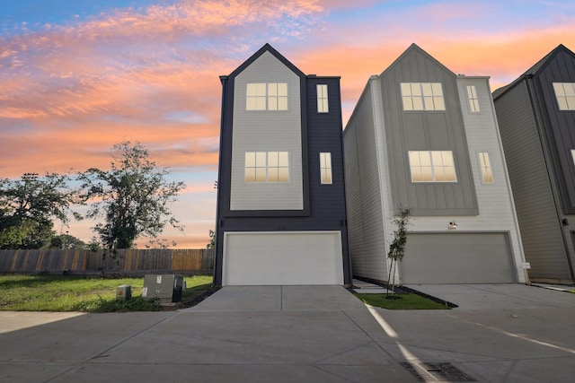 2202 Springwood Vista Ln, Houston, TX 77055