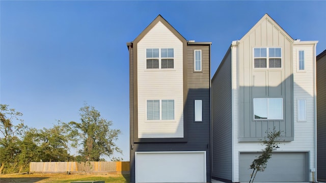 2202 Springwood Vista Ln, Houston, TX 77055