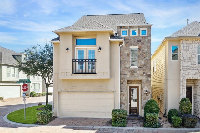 view of front of house with a garage