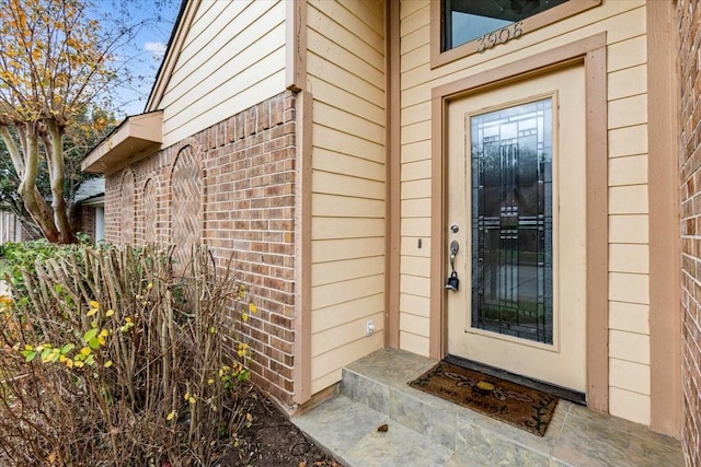 view of property entrance