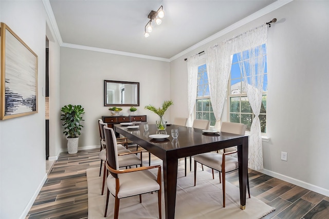 dining room featuring ornamental molding