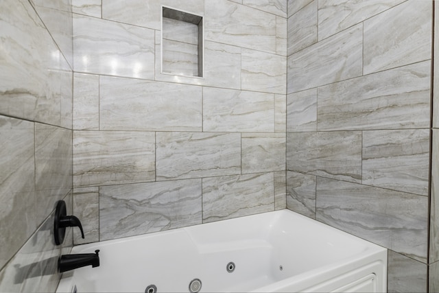 4702 Ward, Houston, TX 77021 - view of full bath