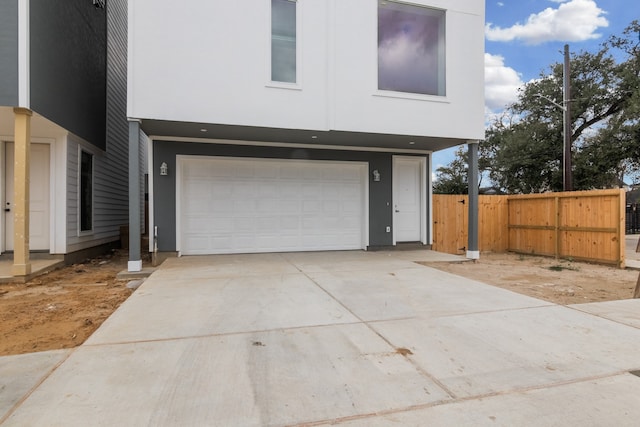 4702 Ward, Houston, TX 77021 - garage featuring driveway