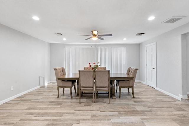 dining area with ceiling fan