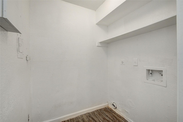9797 Leawood Blvd Unit 903, Houston, TX 77099 - laundry area featuring washer hookup, dark wood finished floors, baseboards, and electric dryer hookup