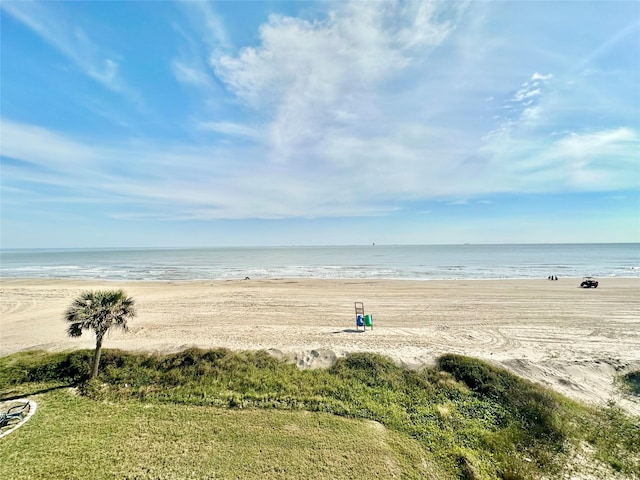 water view featuring a beach view