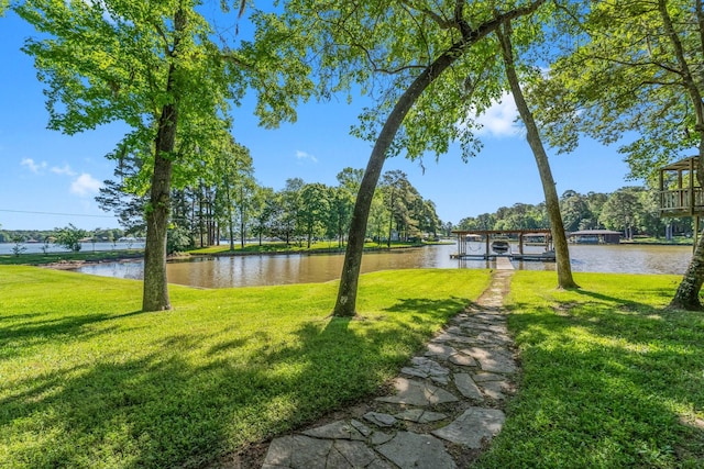 view of yard with a water view